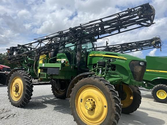 Image of John Deere 4720 equipment image 4