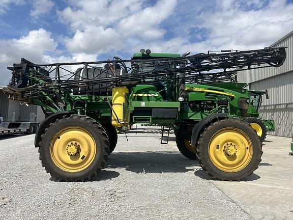 Image of John Deere 4720 equipment image 1