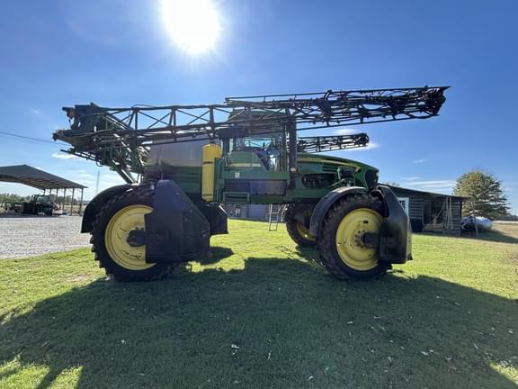 Image of John Deere 4720 equipment image 1