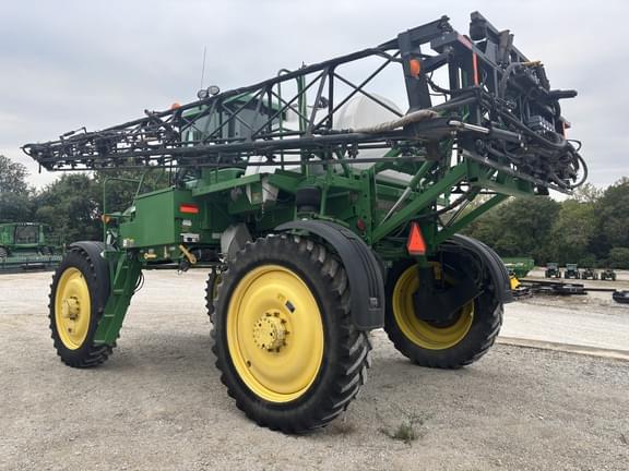 Image of John Deere 4720 equipment image 4