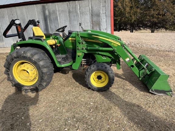 Image of John Deere 4720 equipment image 3