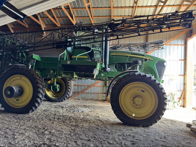 Image of John Deere 4720 equipment image 3