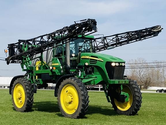 Image of John Deere 4720 Primary image