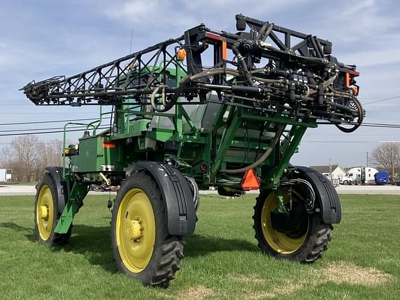 Image of John Deere 4720 equipment image 1