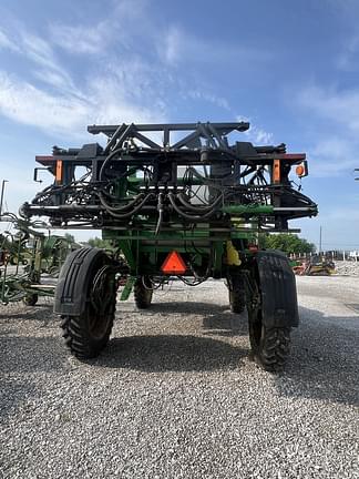Image of John Deere 4720 equipment image 2