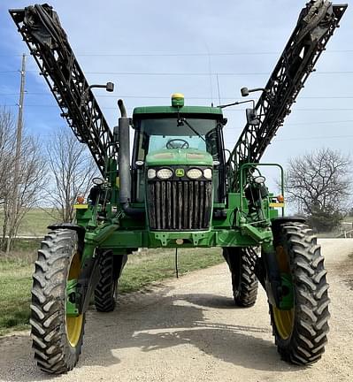 Image of John Deere 4720 equipment image 2