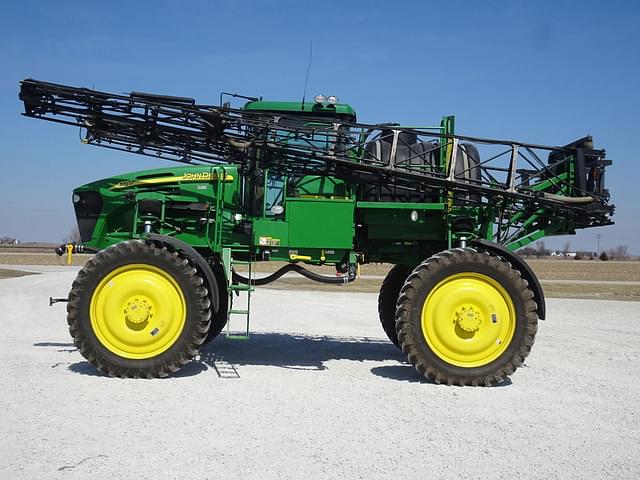 Image of John Deere 4720 equipment image 2