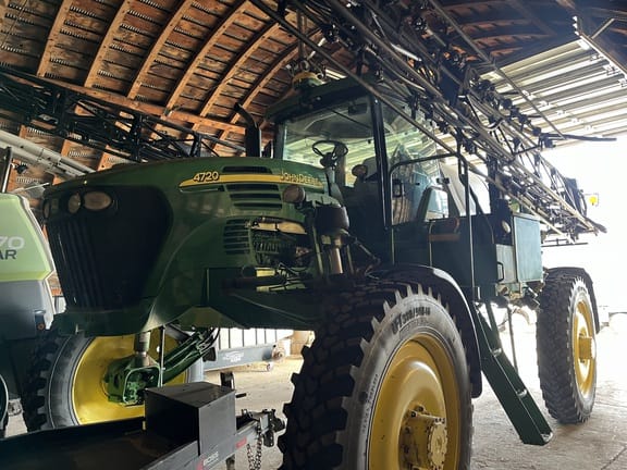 2005 John Deere 4720 Equipment Image0