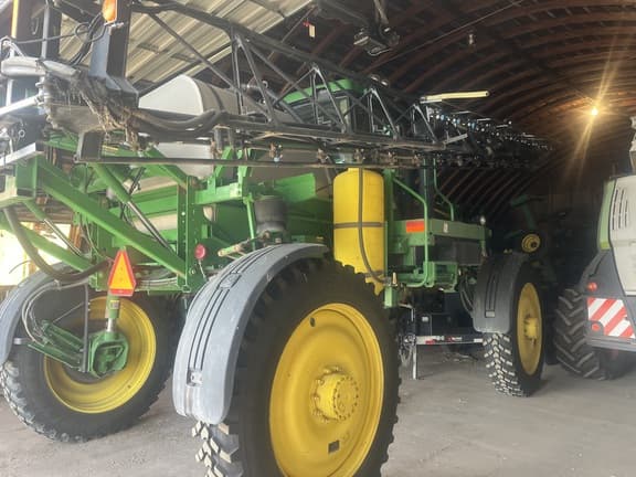 Image of John Deere 4720 equipment image 2