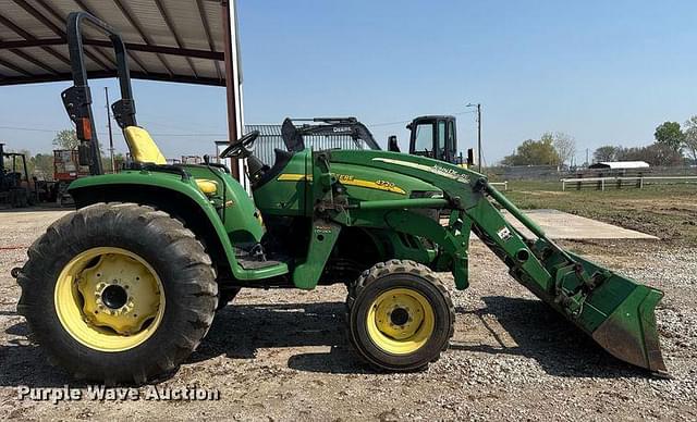 Image of John Deere 4720 equipment image 3