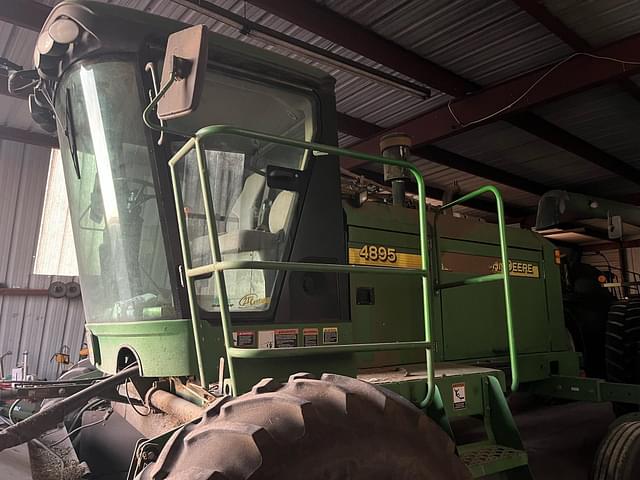 Image of John Deere 4895 equipment image 2