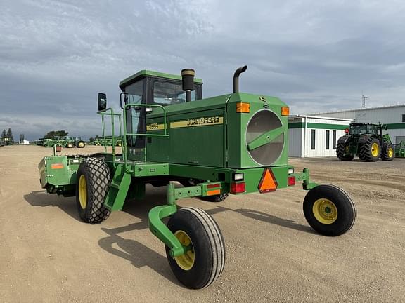 Image of John Deere 4895 equipment image 4