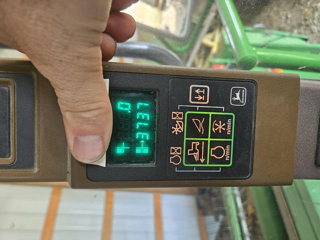 Image of John Deere 4895 equipment image 2