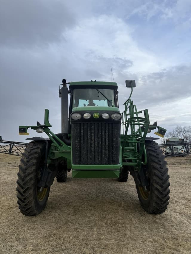 Image of John Deere 4920 equipment image 1
