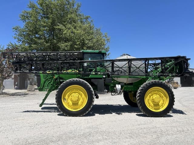 Image of John Deere 4920 equipment image 2
