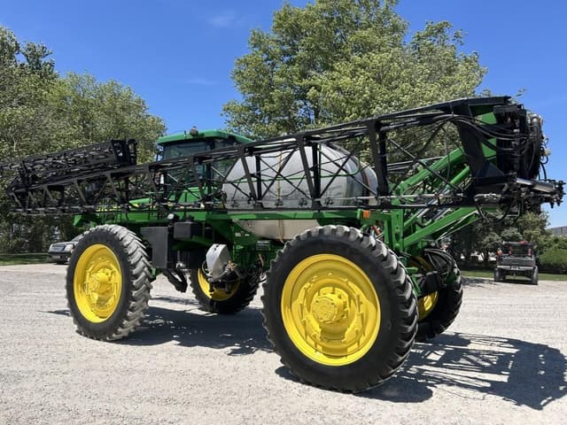 Image of John Deere 4920 equipment image 4