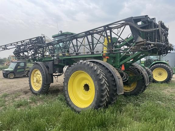 Image of John Deere 4920 equipment image 2