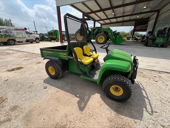 Image of John Deere Gator 4X2 Primary image