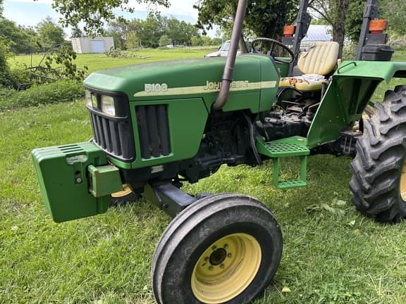 Image of John Deere 5103 equipment image 3