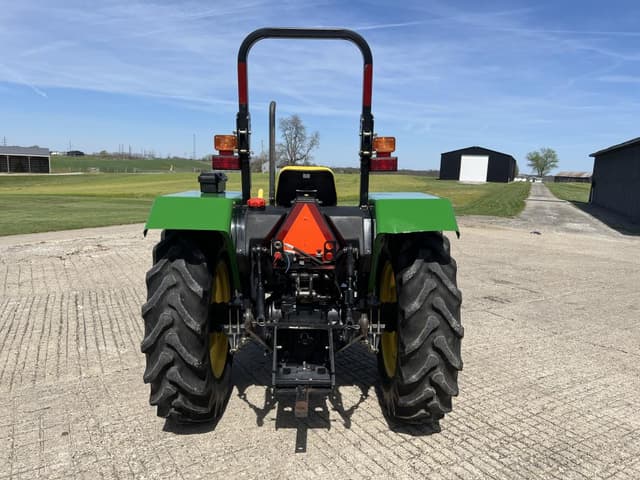 Image of John Deere 5103 equipment image 4