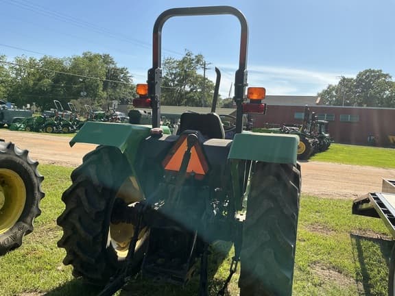 Image of John Deere 5103 equipment image 4