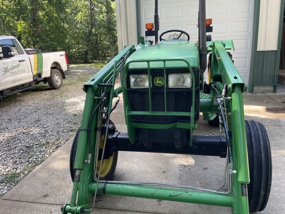 Image of John Deere 5103 equipment image 4