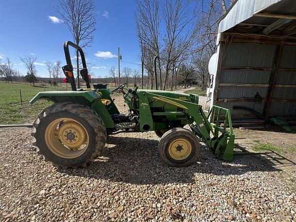 Image of John Deere 5103 equipment image 4