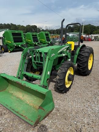 Main image John Deere 5105