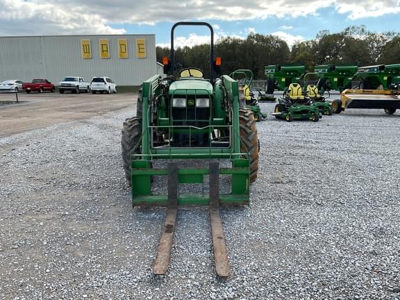 Image of John Deere 5105 equipment image 2