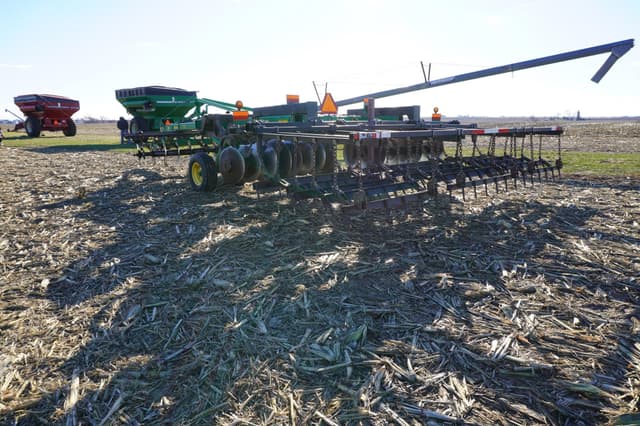 Image of John Deere 512 equipment image 3