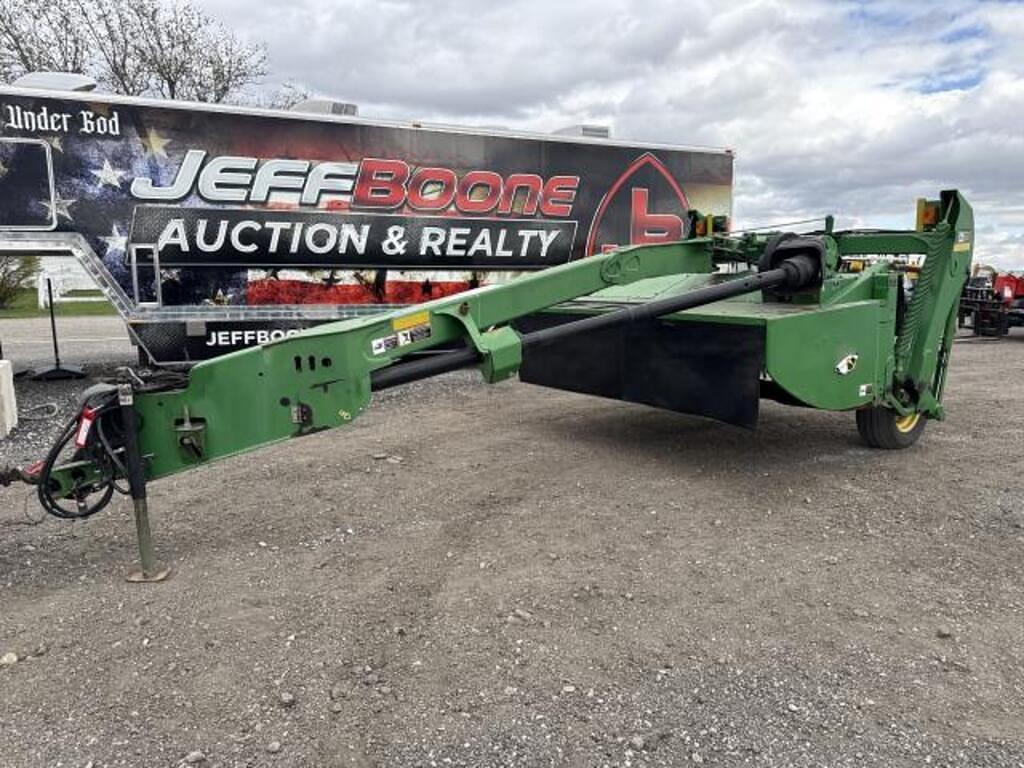 Image of John Deere 525 Primary image