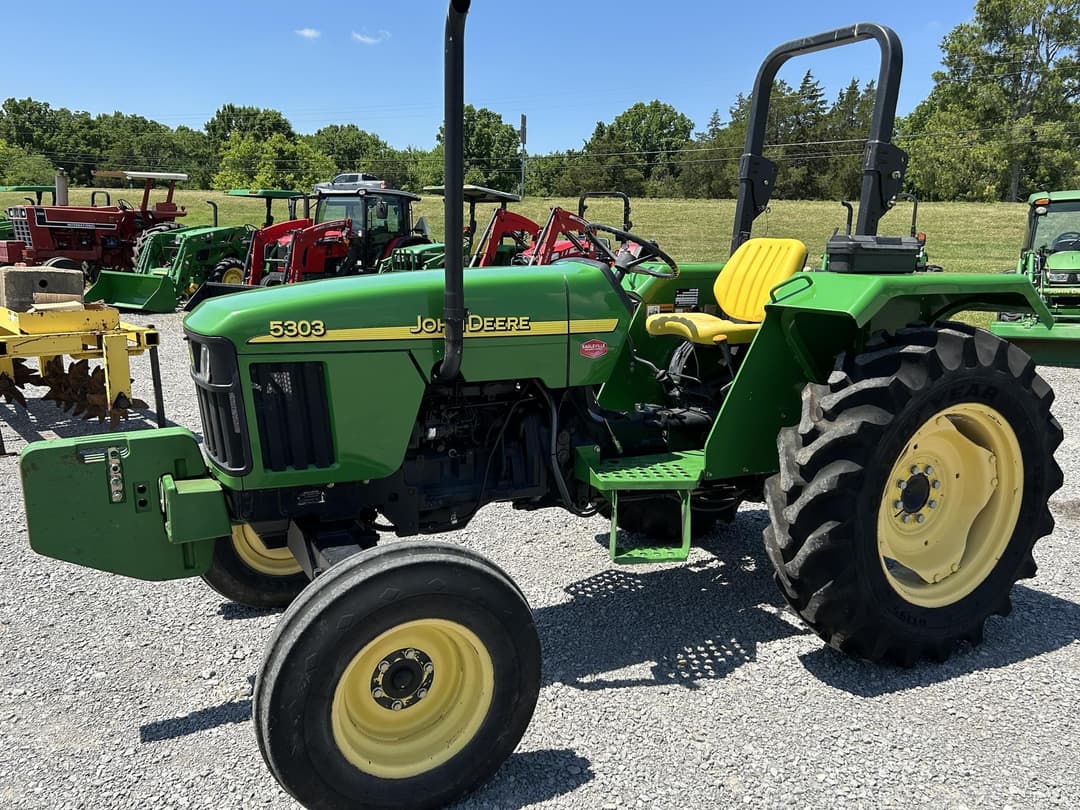 Image of John Deere 5303 Primary image