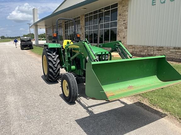 Image of John Deere 5303 equipment image 2