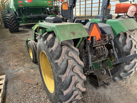 Image of John Deere 5303 equipment image 2