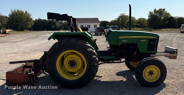 Image of John Deere 5303 equipment image 3