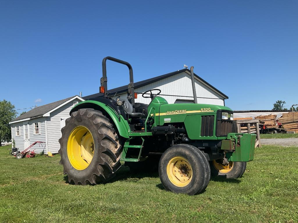 Image of John Deere 5320 Primary image
