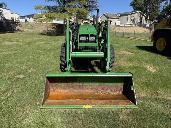 Image of John Deere 5325 equipment image 1