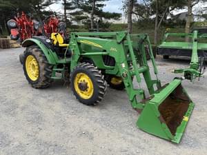 2005 John Deere 5325 Image