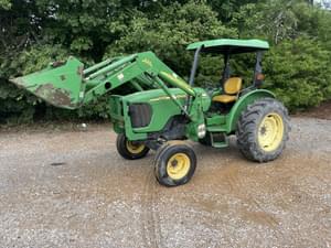 2005 John Deere 5325 Image