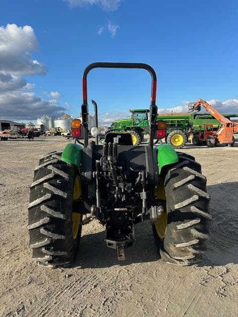 Image of John Deere 5325 equipment image 3
