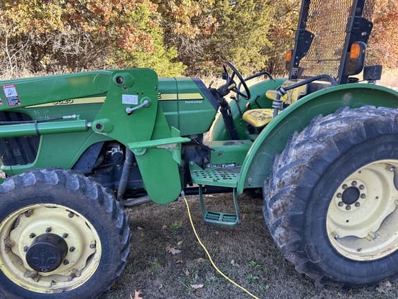 Image of John Deere 5325 equipment image 1