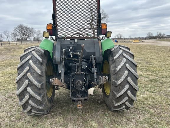 Image of John Deere 5325 equipment image 3