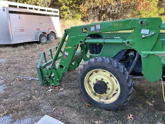 Image of John Deere 5325 equipment image 3