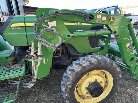 Image of John Deere 5325 equipment image 4