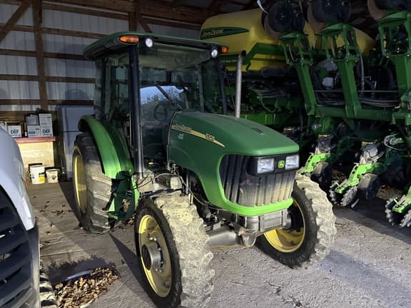 Image of John Deere 5325 equipment image 1