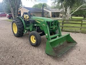 2005 John Deere 5325 Image