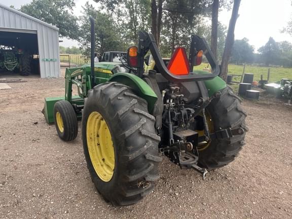 Image of John Deere 5325 equipment image 1