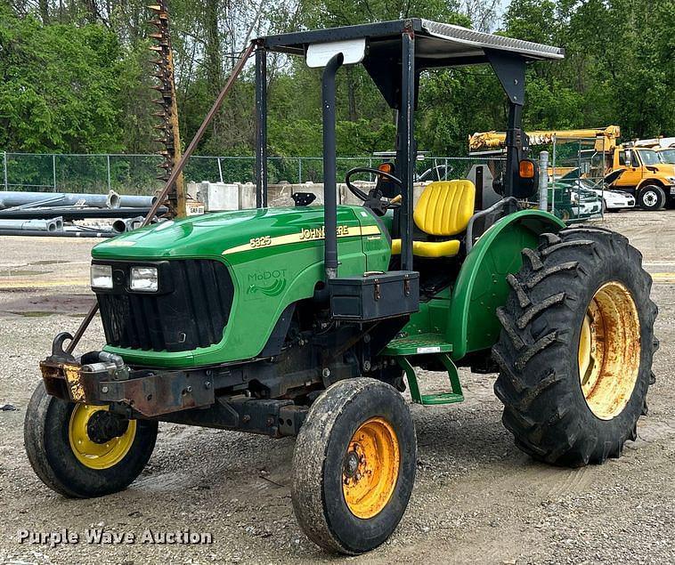 Image of John Deere 5325 Primary image