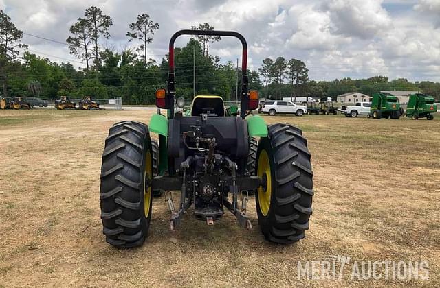 Image of John Deere 5325 equipment image 4
