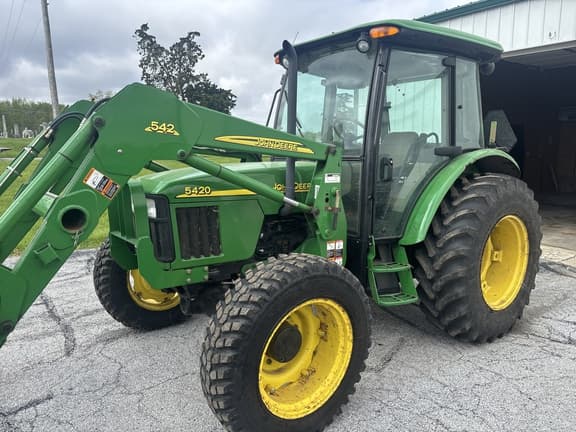 Image of John Deere 5420 Primary image
